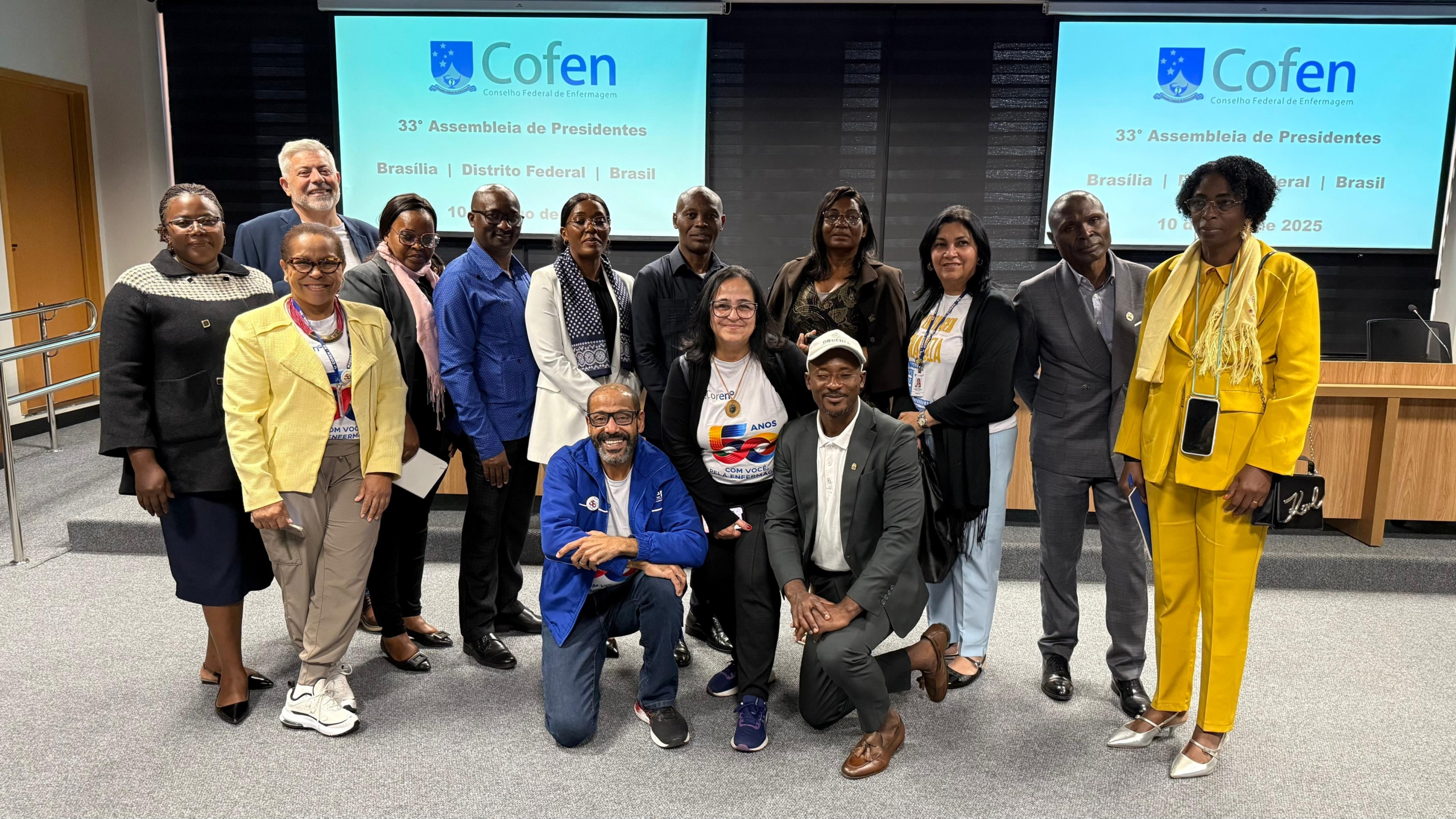Queremos crescer ao lado do Brasil, diz bastonrio da Ordem dos Enfermeiros de Angola em assembleia do Cofen